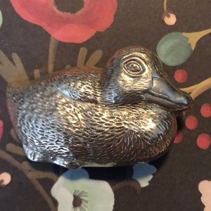 Vintage sterling silver textured duck brooch/pendant